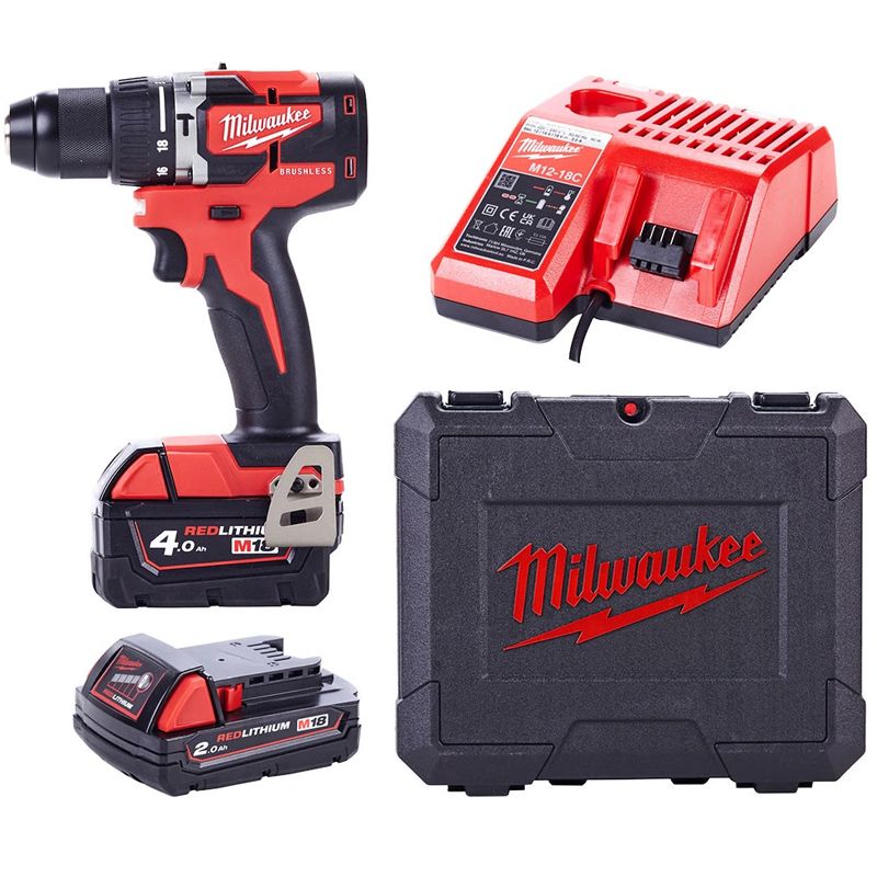 AKKUS FÚRÓ-CSAVAROZÓ 18V M18CBLPD-422C 1-1DB 2/4Ah AKKU MILWAUKEE 4933472116 FÚRÓ-VÉSŐKALAPÁCS